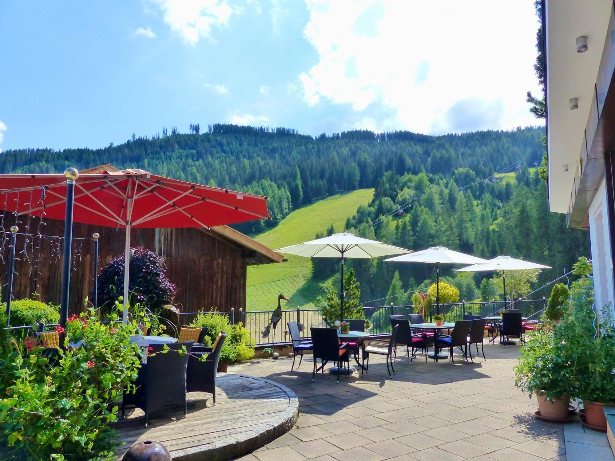 Hotel Garni Zerzer Serfaus Bagian luar foto
