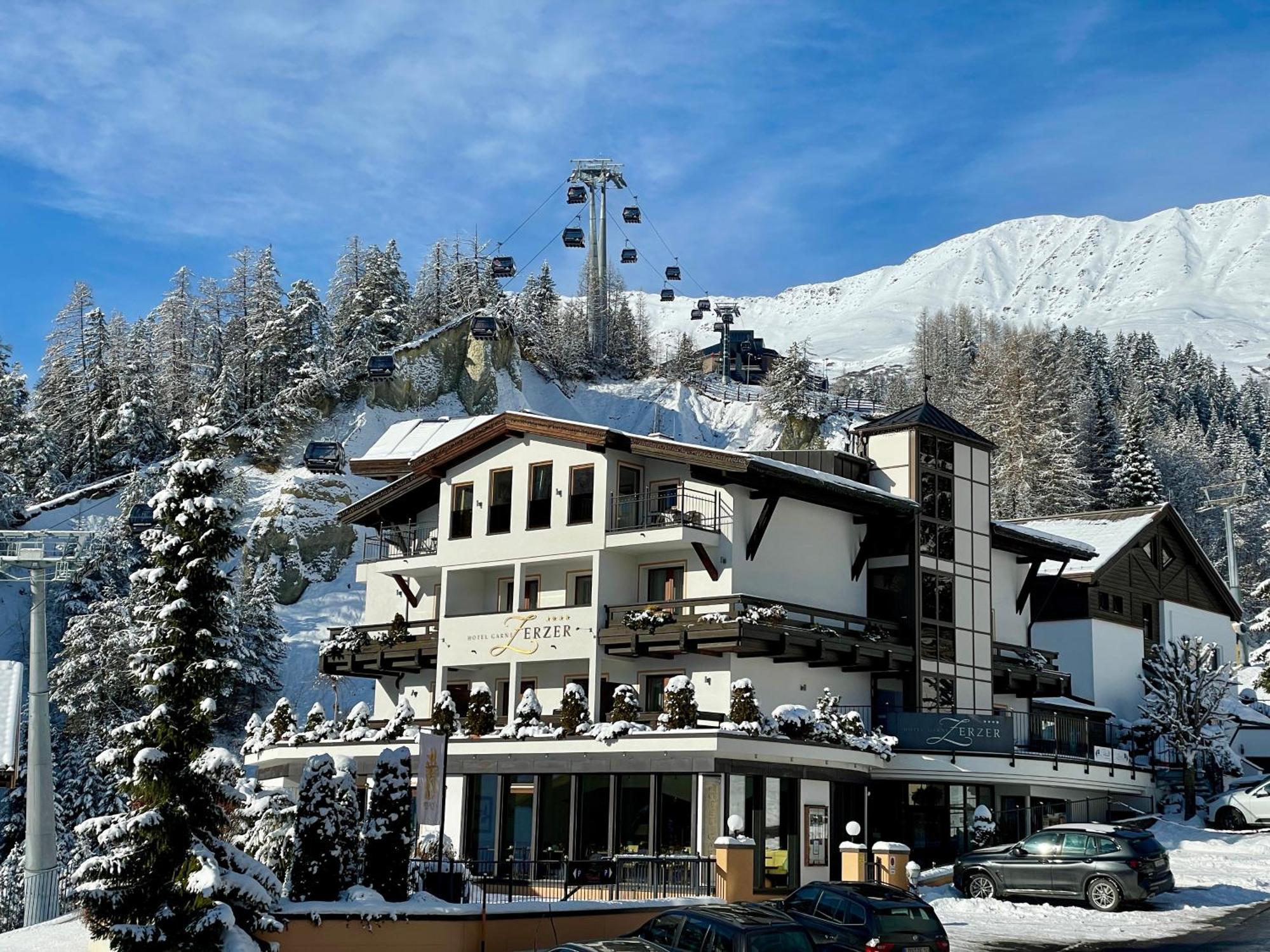 Hotel Garni Zerzer Serfaus Bagian luar foto