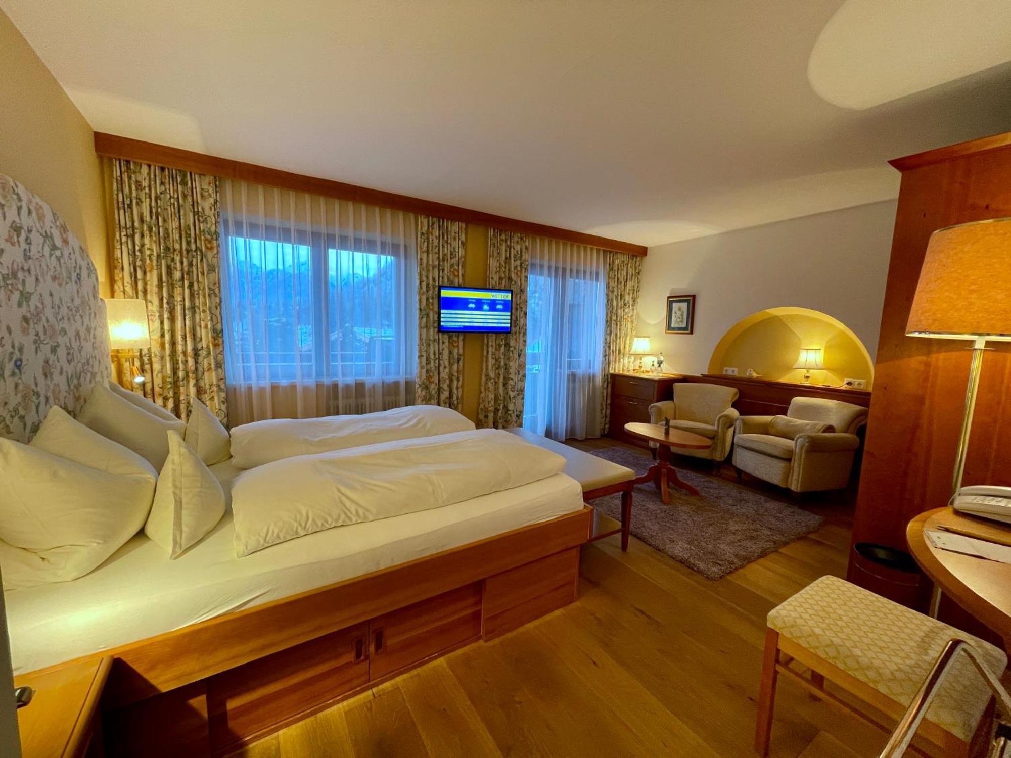 Hotel Garni Zerzer Serfaus Bagian luar foto