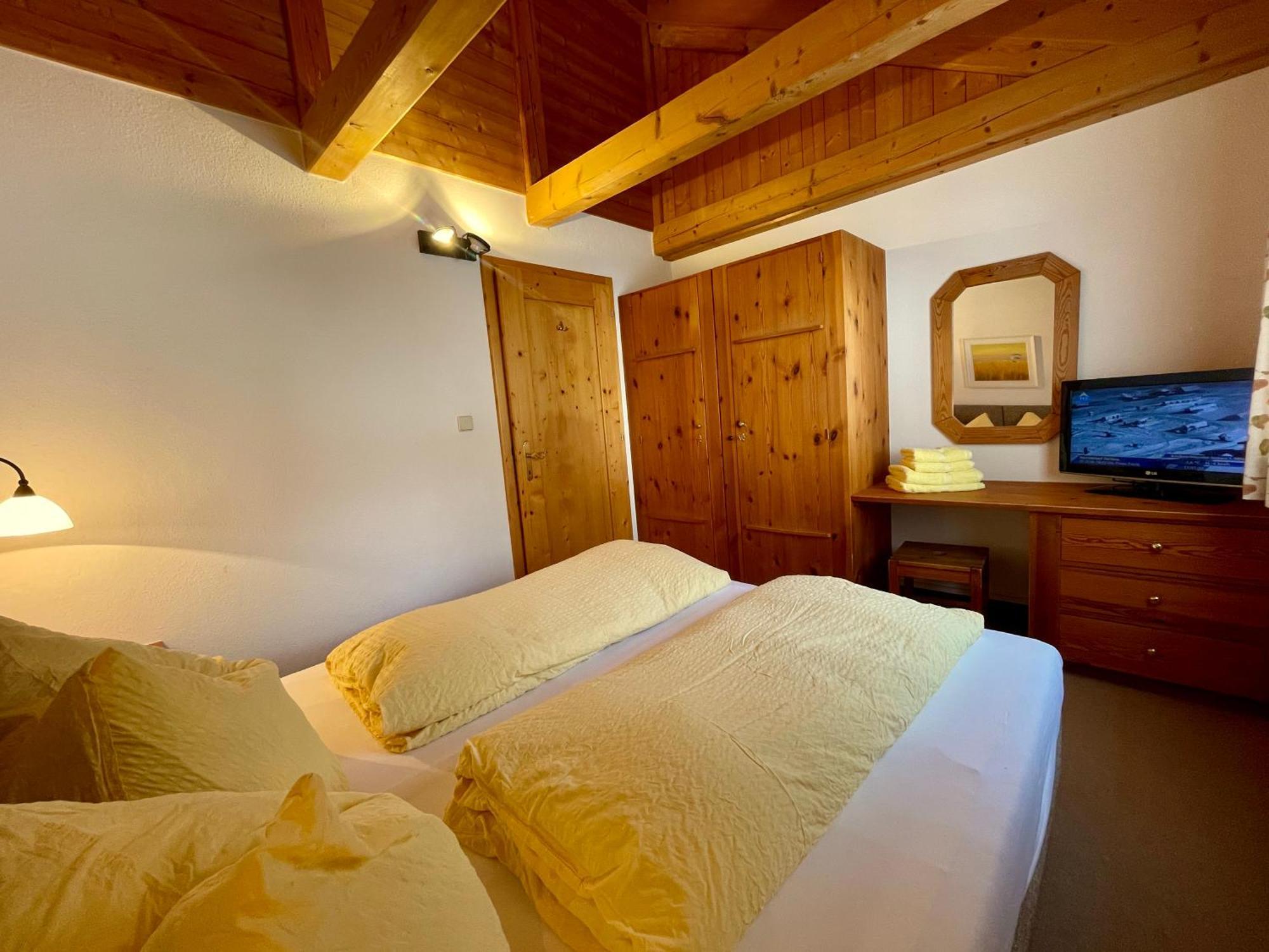 Hotel Garni Zerzer Serfaus Bagian luar foto