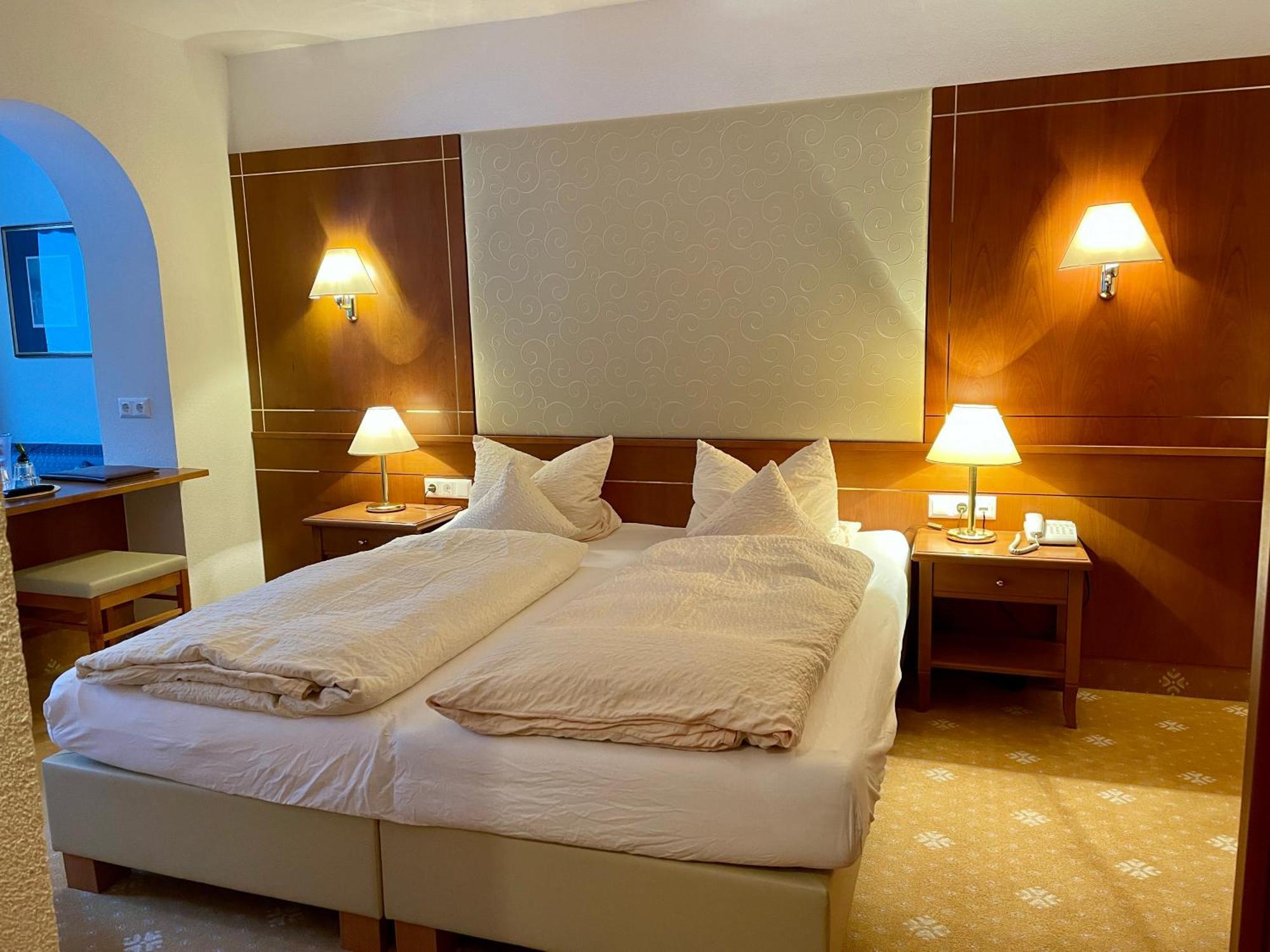 Hotel Garni Zerzer Serfaus Bagian luar foto